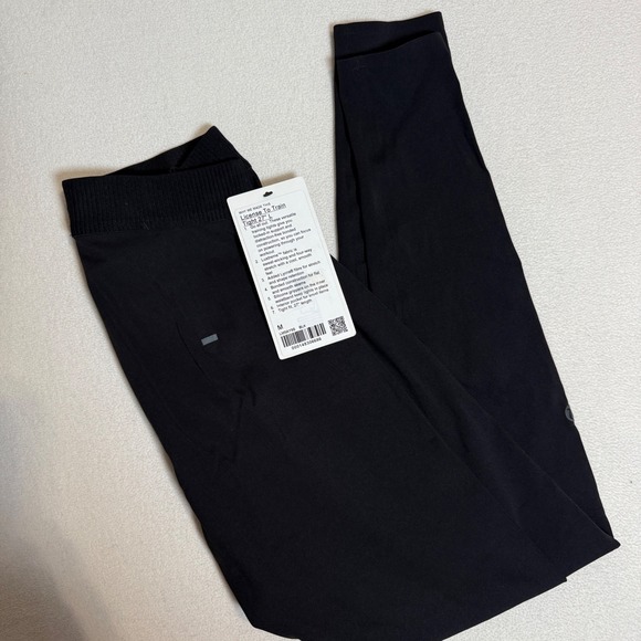Lululemon License To Train Tight 27" Black Mens M Workout Running Leggings - Picture 1 of 9